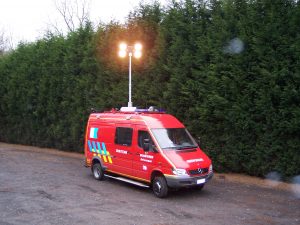 Système d'inclinaison de mât ROOF sur véhicule de secours