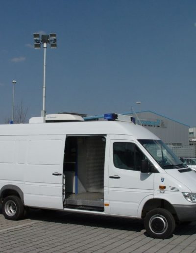 système de Mât roof sur camion